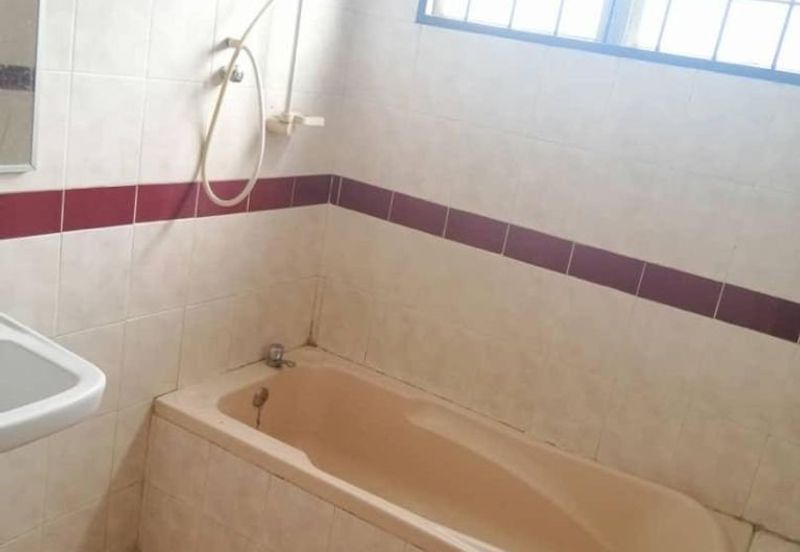 Endah Regal Condominium