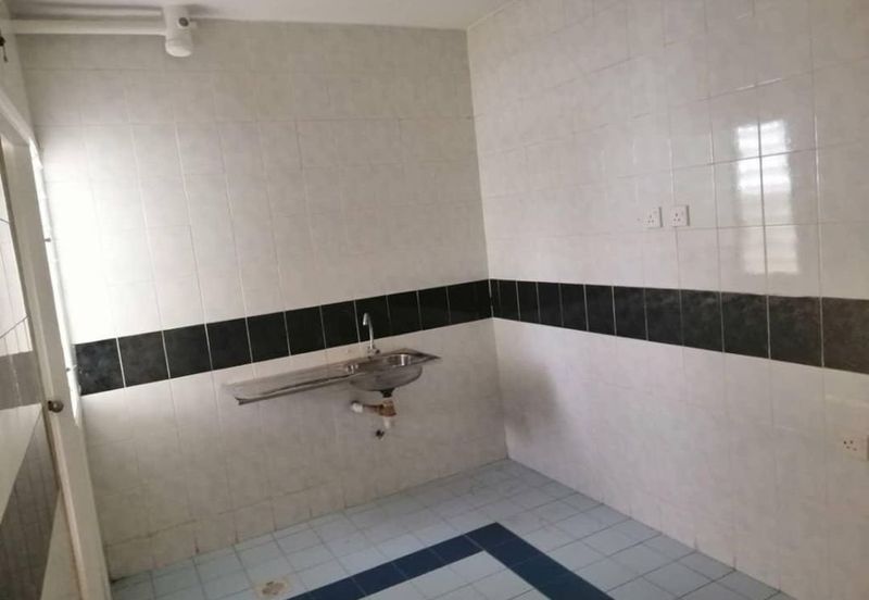 Endah Regal Condominium