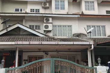 2.5 Storey Terrace House,Taman Cheras Jaya, Kajang