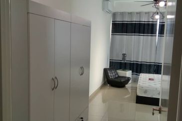 FULLY FURNISHED CORNER PREMIUM UNIT CYBERJAYA