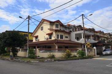 FULLY FURNISHED CORNER PREMIUM UNIT CYBERJAYA