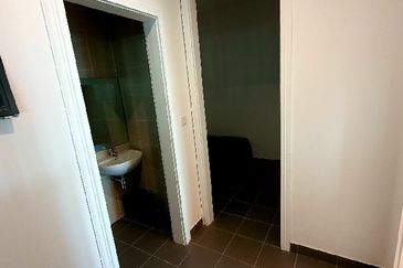 FREE KITCHEN CABINET, BOOKING RM500, Precint 8, Pu