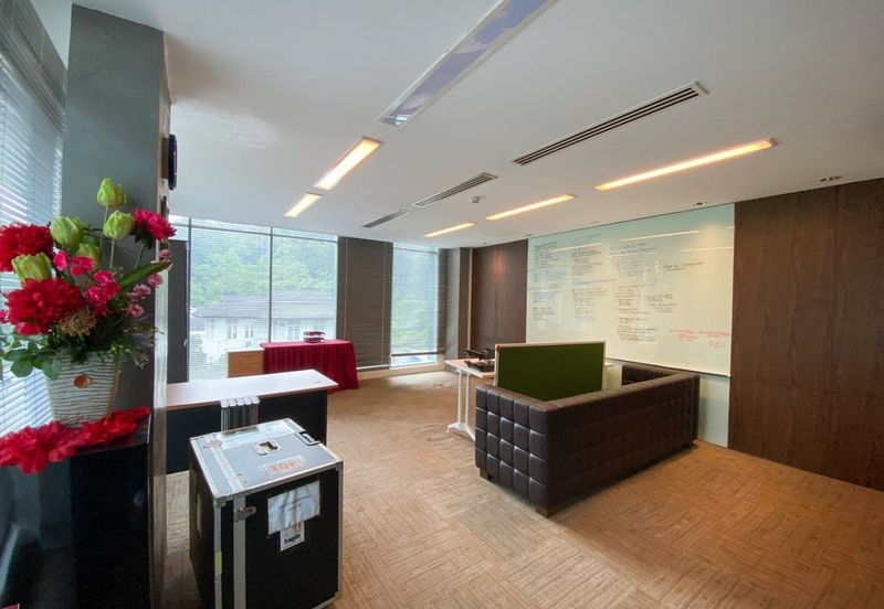 For Rent Office Strategic Location near MRT, Monorail & Public Bus.   Mezzanine Floor Office Space at Suasana Bukit Ceylon, Bukit Bintang Kuala Lumpur