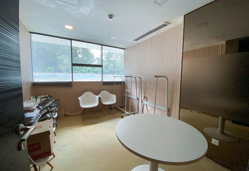 For Rent Office Strategic Location near MRT, Monorail & Public Bus.   Mezzanine Floor Office Space at Suasana Bukit Ceylon, Bukit Bintang Kuala Lumpur