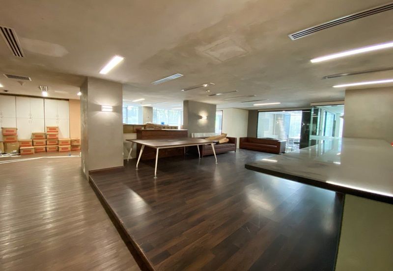 For Rent Office Strategic Location near MRT, Monorail & Public Bus.   Mezzanine Floor Office Space at Suasana Bukit Ceylon, Bukit Bintang Kuala Lumpur