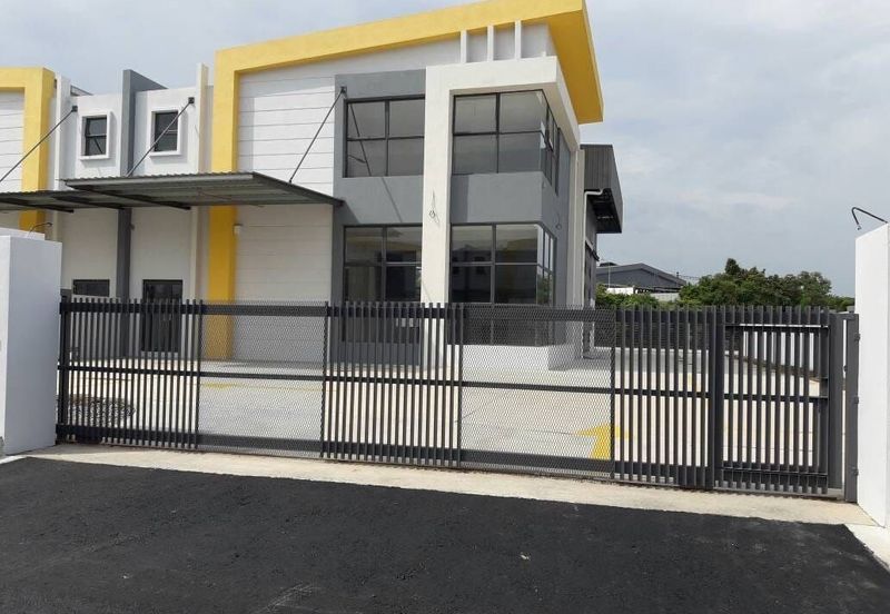 Lekas 32 Industrial Park