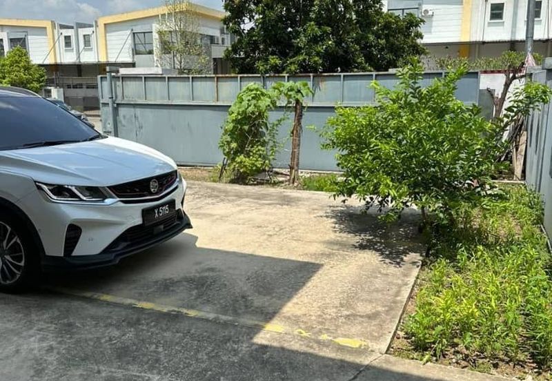 Lekas 32 Industrial Park