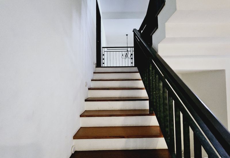 Changkat Kiara Surya