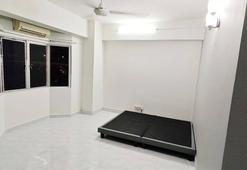 Ayers Tower @ Taman Kosas