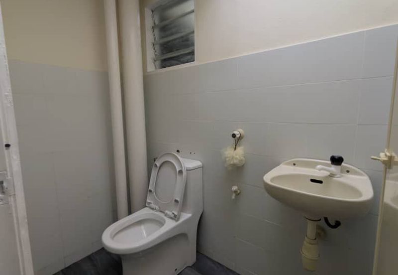 Lakeview Apartment Blok B, Taman Jasa Perwira, Selayang