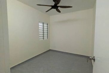 Lakeview Apartment Blok B, Taman Jasa Perwira, Selayang