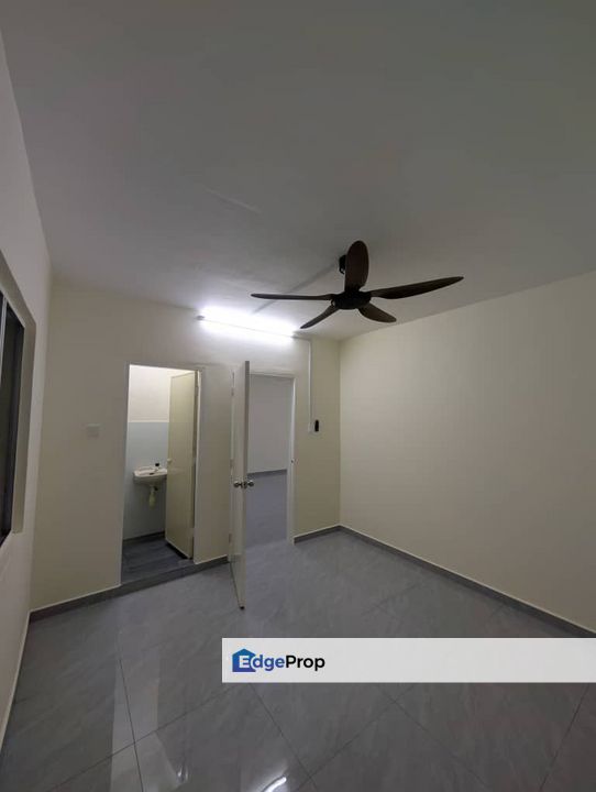 Lakeview Apartment Blok B, Taman Jasa Perwira, Selayang, Selangor, Selayang