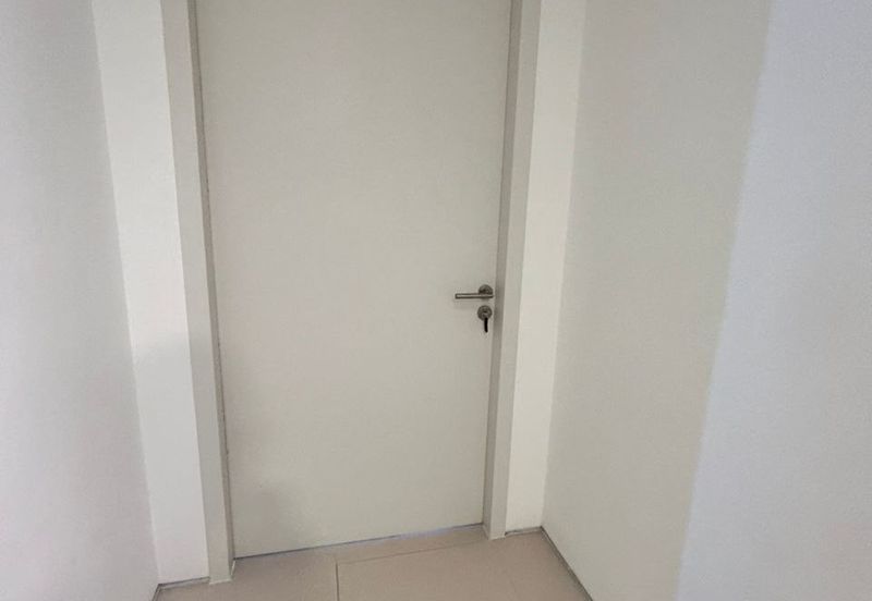 Lakefront Condominium | Emerald Hills @ Alam Damai