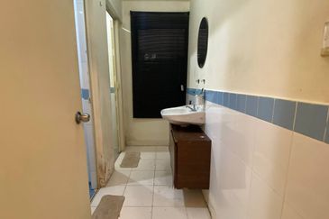 Seri Maya Condominium