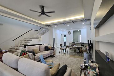 Cradleton @ Eco Majestic