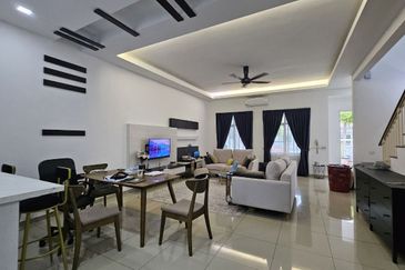 Cradleton @ Eco Majestic