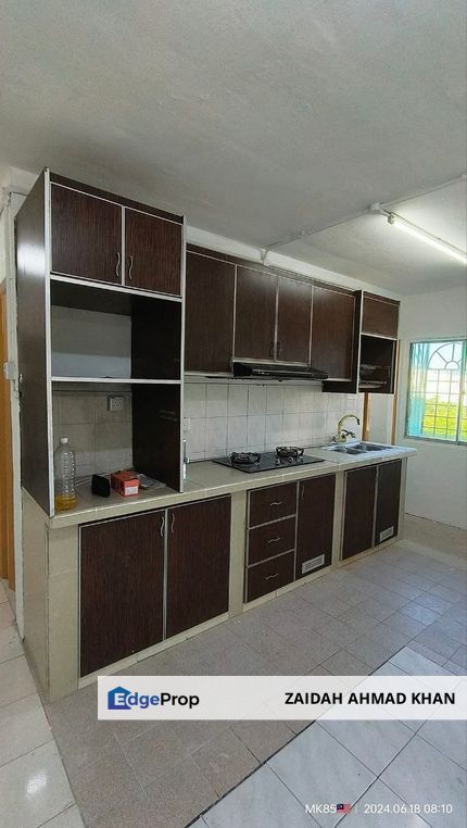 APARTMENT LESTARI DAMANSARA DAMAI SELANGOR FLAT UNTUK DIJUAL RENOVATED KITCHEN CABINET, Selangor, Damansara Damai