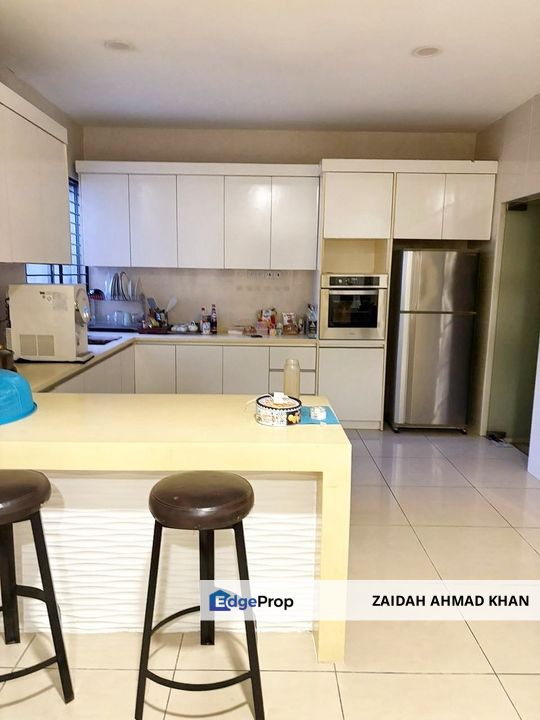 BUNGALOW FOR RENT FULLY FURNISHED TAMAN D ALPINIA PUCHONG SELANGOR , Selangor, Puchong