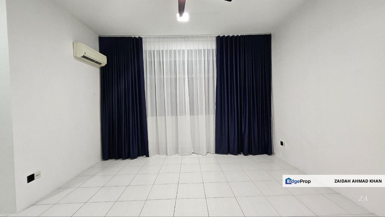 Double Storey Seksyen 4, Bandar Baru Bangi, Selangor, Bangi