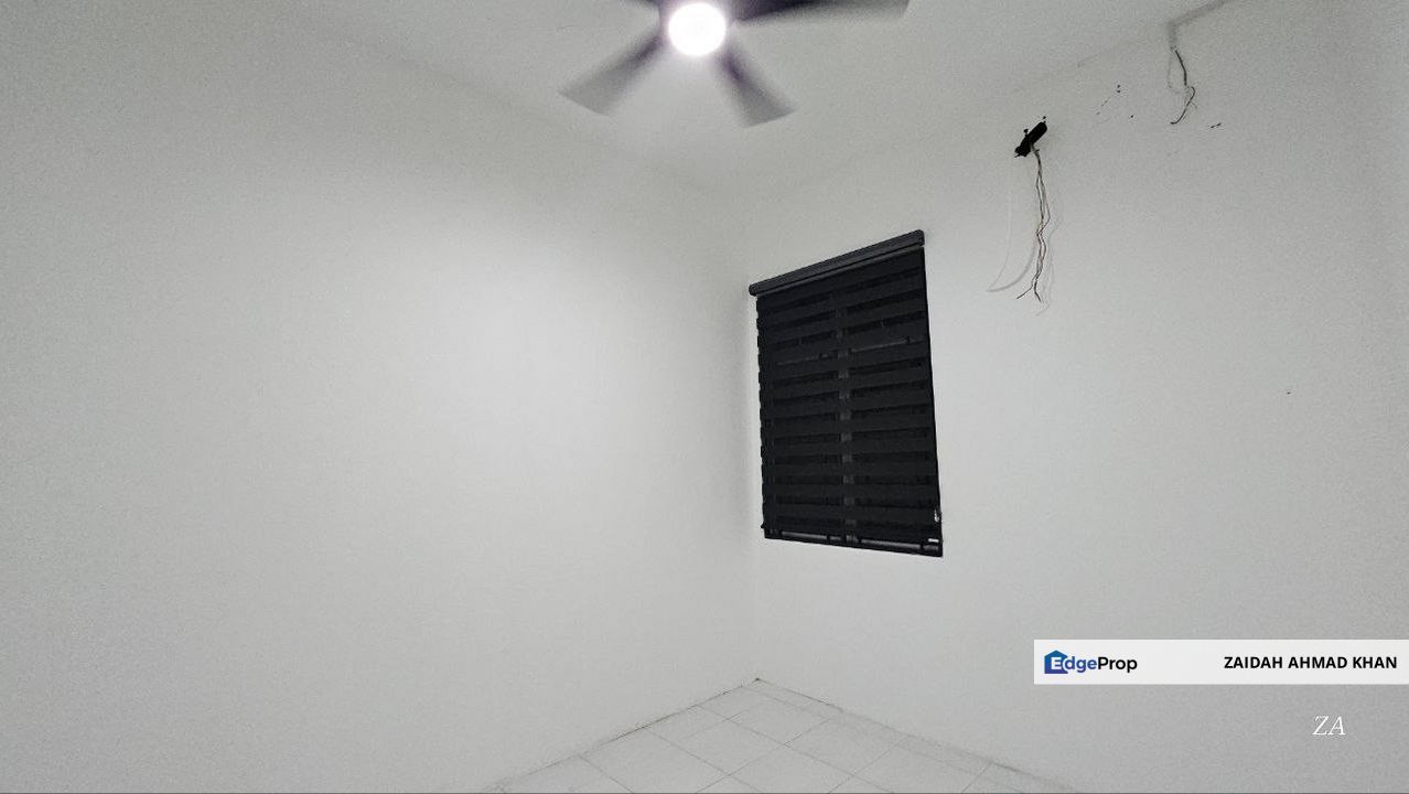 Double Storey Seksyen 4, Bandar Baru Bangi, Selangor, Bangi