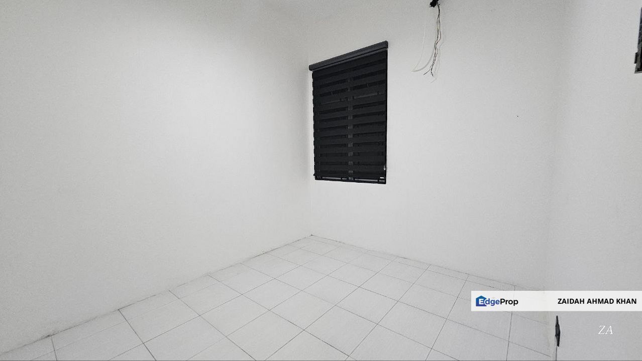 Double Storey Seksyen 4, Bandar Baru Bangi, Selangor, Bangi