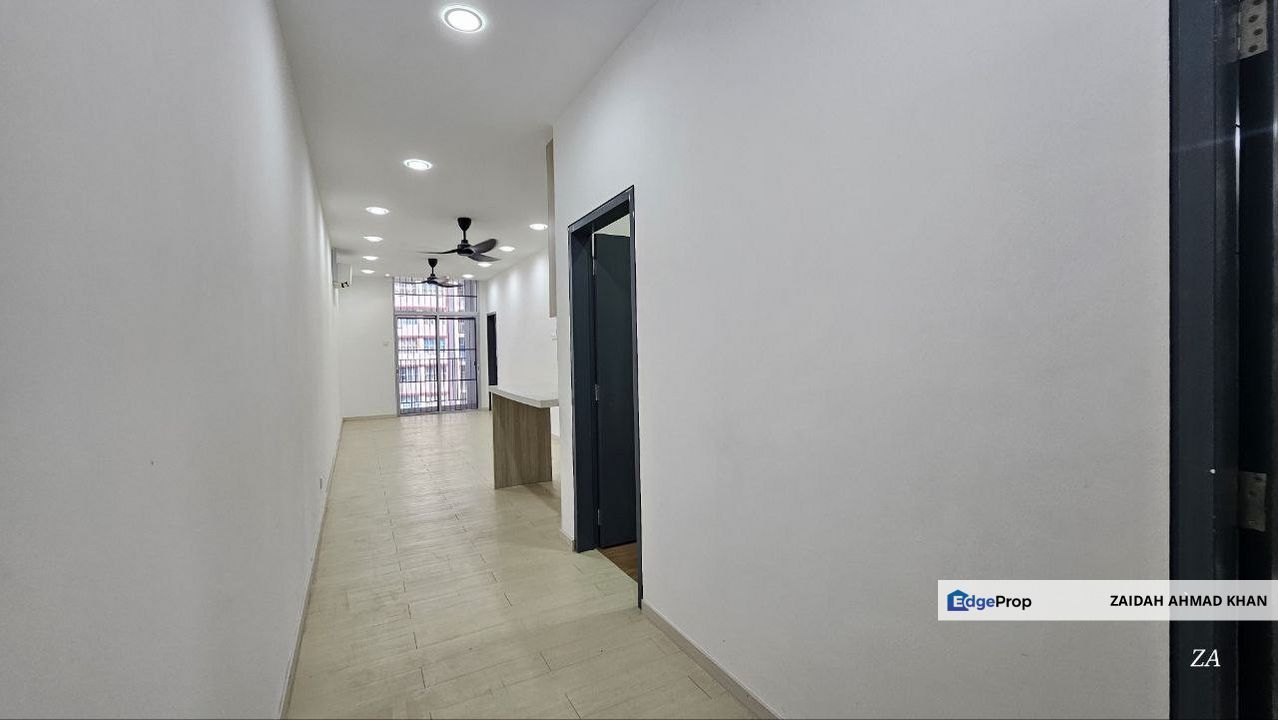 Cyberjaya Selangorku Lakefront Homes Fully Renovated Apartment For Sale, Selangor, Cyberjaya