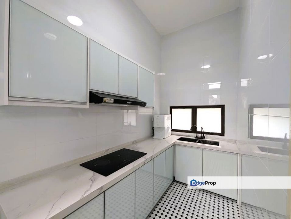 The Mulia Residences 3 Storey Terrace House Cyberjaya Partly Furnished, Selangor, Cyberjaya