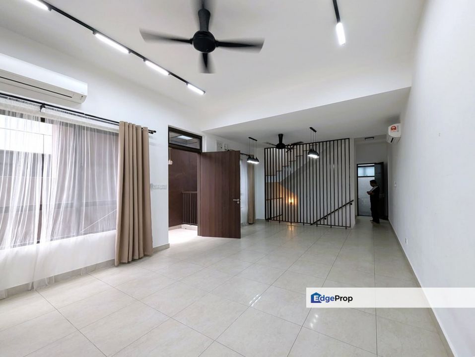 The Mulia Residences 3 Storey Terrace House Cyberjaya Partly Furnished, Selangor, Cyberjaya
