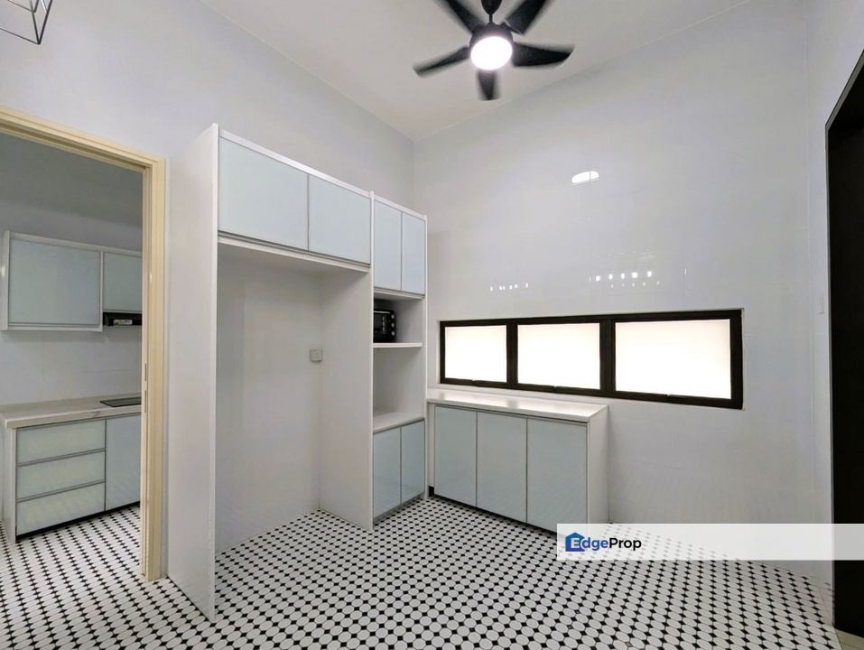 The Mulia Residences 3 Storey Terrace House Cyberjaya Partly Furnished, Selangor, Cyberjaya