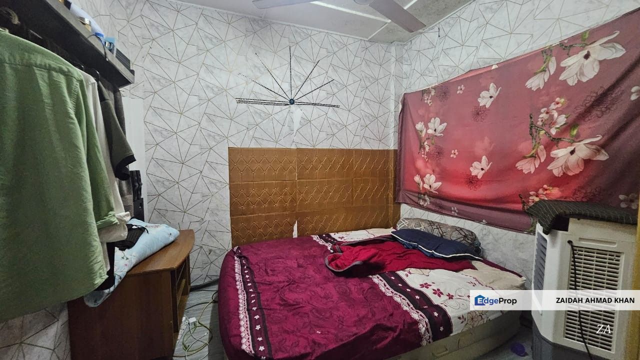 FLAT SRI INDAH LOW COST LEASEHOLD BUMI TENANTEDD THE LOWEST PRICE IN TOWN GREAT FOR INVESTMENT CHERAS BALAKONG  NEAR AEON , Selangor, Cheras South