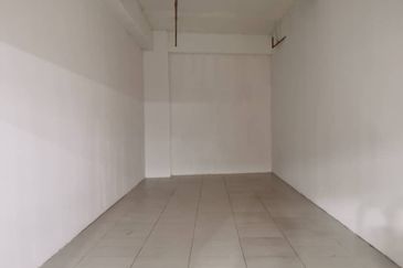 GM Klang Wholesale City