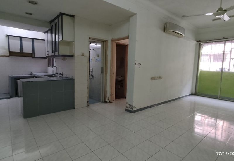 Pangsapuri Putra Impian, Taman Pinggiran Putra