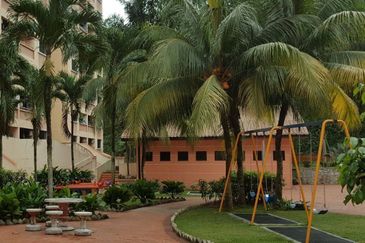 Putra Villa Kondominium