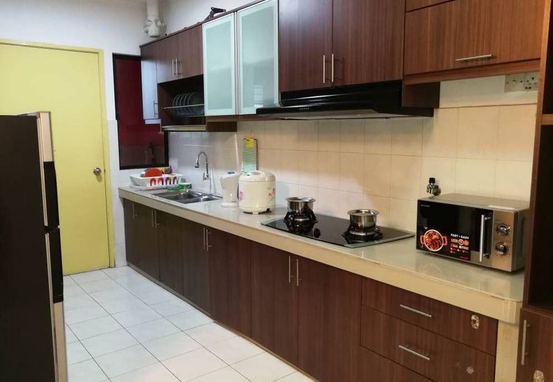 Putra Villa Kondominium