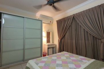 Putra Villa Kondominium