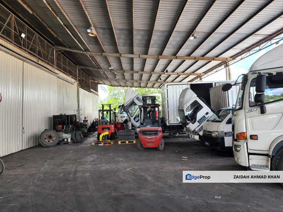 🔥🔥 Hot Location Prime Area Warehouse For Rent in Subang Jaya 🔥🔥, Selangor, Subang Jaya