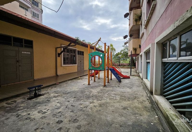 Sri Gotong Apartment