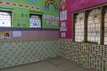 Single Stoery Bungalow in Pinggir Ttdi For Sale 