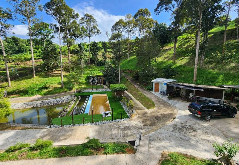 Staycation Resort Negeri Sembilan For Sale in Jelebu with more than 50+ Durian Tree