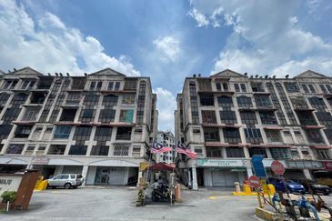 Taman Lembah Maju 600 Apartment