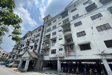 Taman Lembah Maju 600 Apartment