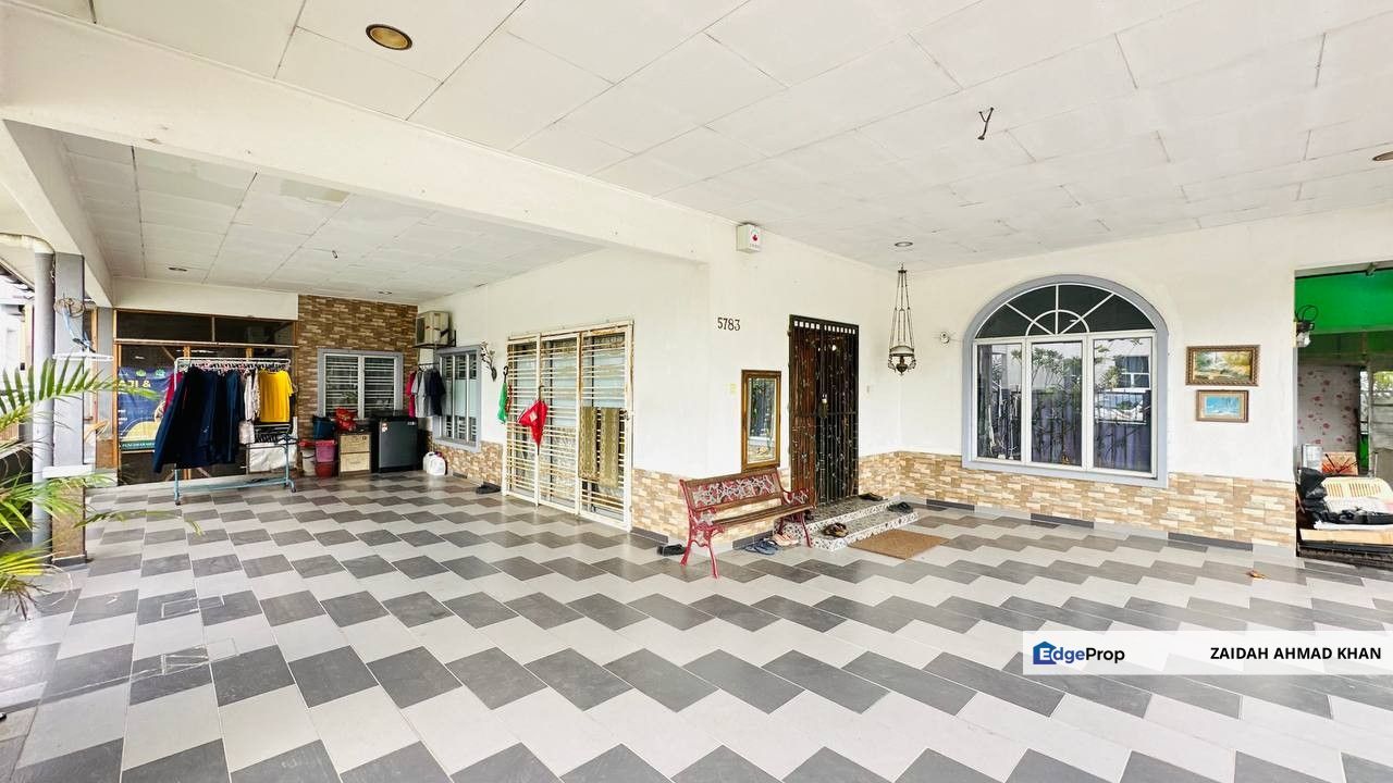 Banglo Setingkat Kampung Melayu Subang Sahah Alam Untuk Dijual Malay Reserved, Selangor, Subang