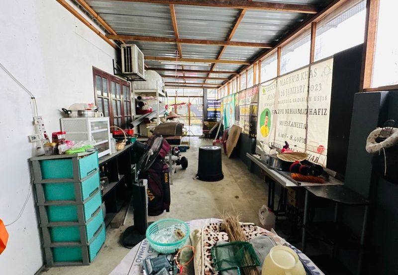 Kampung Melayu Subang