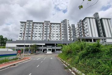 Rumah Selangorku Pangsapuri Bukit Suria, Sungai Long