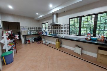 Bandar Bukit Puchong, BP 11