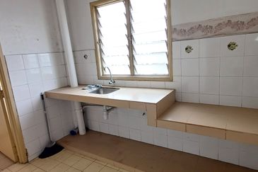 Bandar Tasik Selatan Low Cost Flat