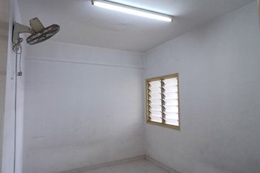 Bandar Tasik Selatan Low Cost Flat