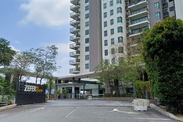 Zefer Hill Residence