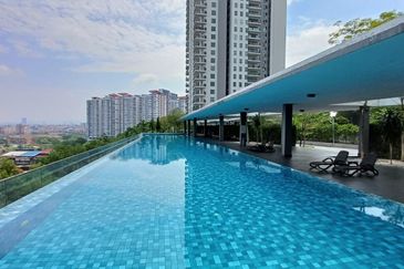 Zefer Hill Residence