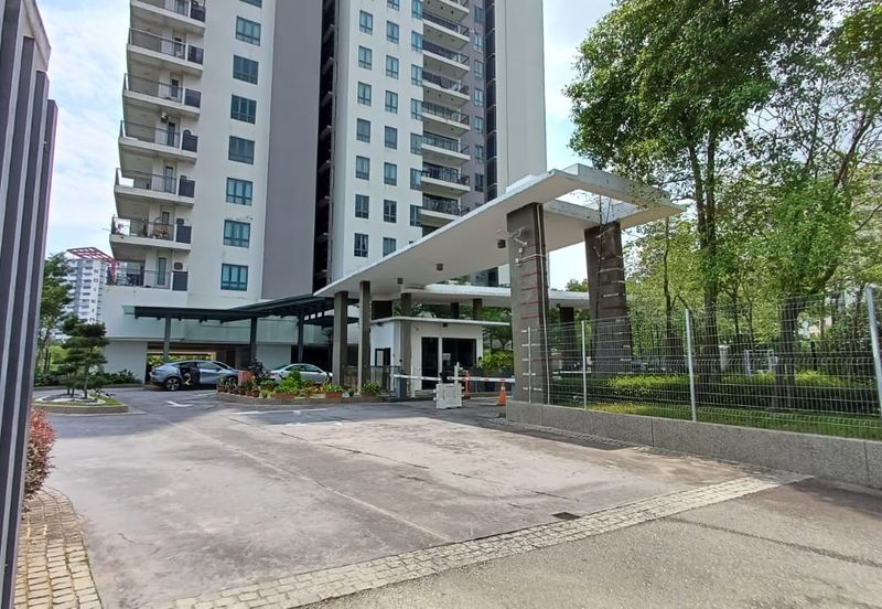 Zefer Hill Residence